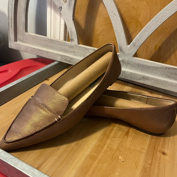 Karl Lagerfeld Metallic Brown Loafers - Picture 4 of 5